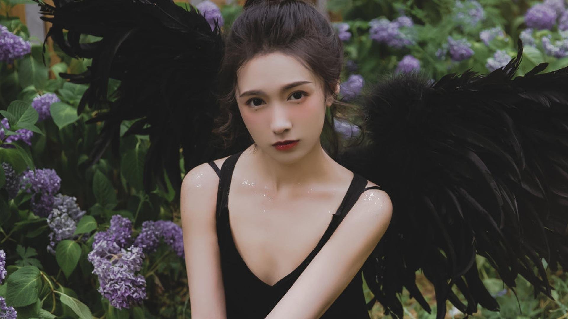 篮网队全队发力,合作默契取得胜利,篮网队赛