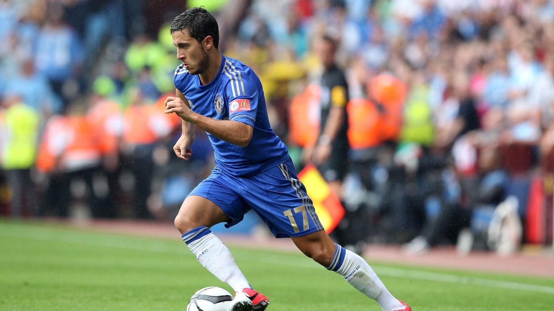 爱游戏平台-【明星碰撞】丁俊晖和奥沙利文的经典对决瞬间回放，丁俊晖和奥沙利文第一次比赛